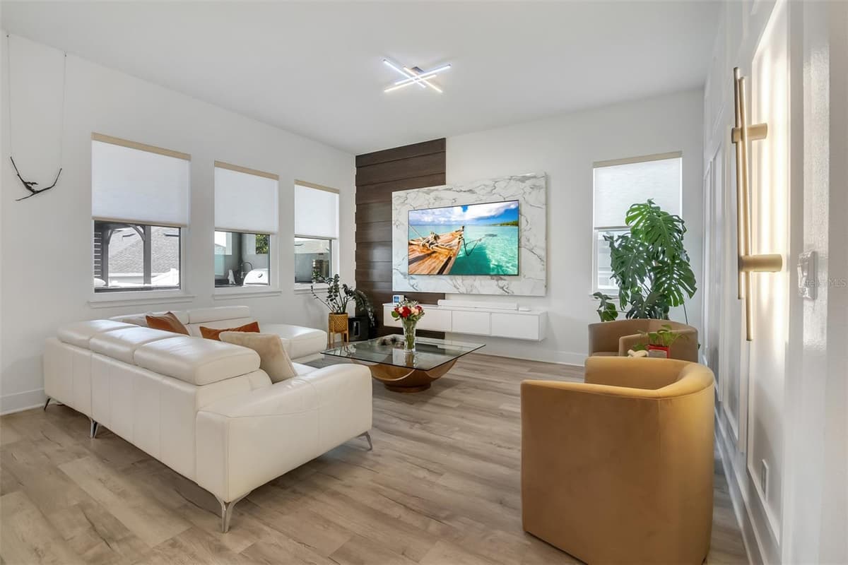 15009 LEBEAU LOOP — photo 12 of 40