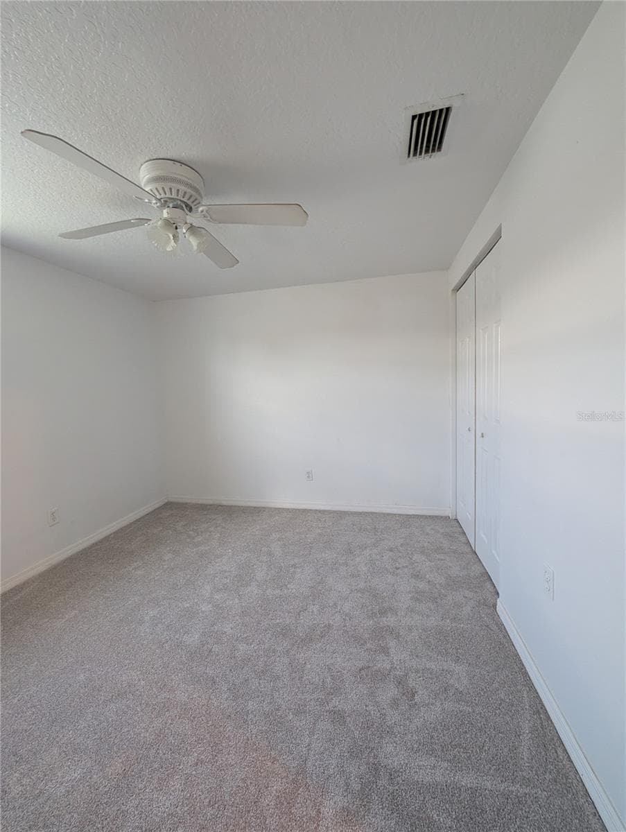 6006 N HUBERT AVE — photo 33 of 47