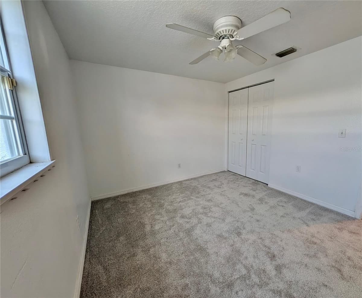 6006 N HUBERT AVE — photo 22 of 47