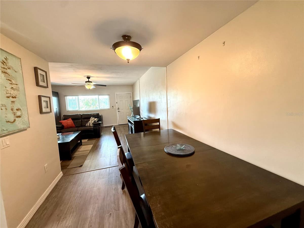 6111 2ND STREET — photo 13 of 32