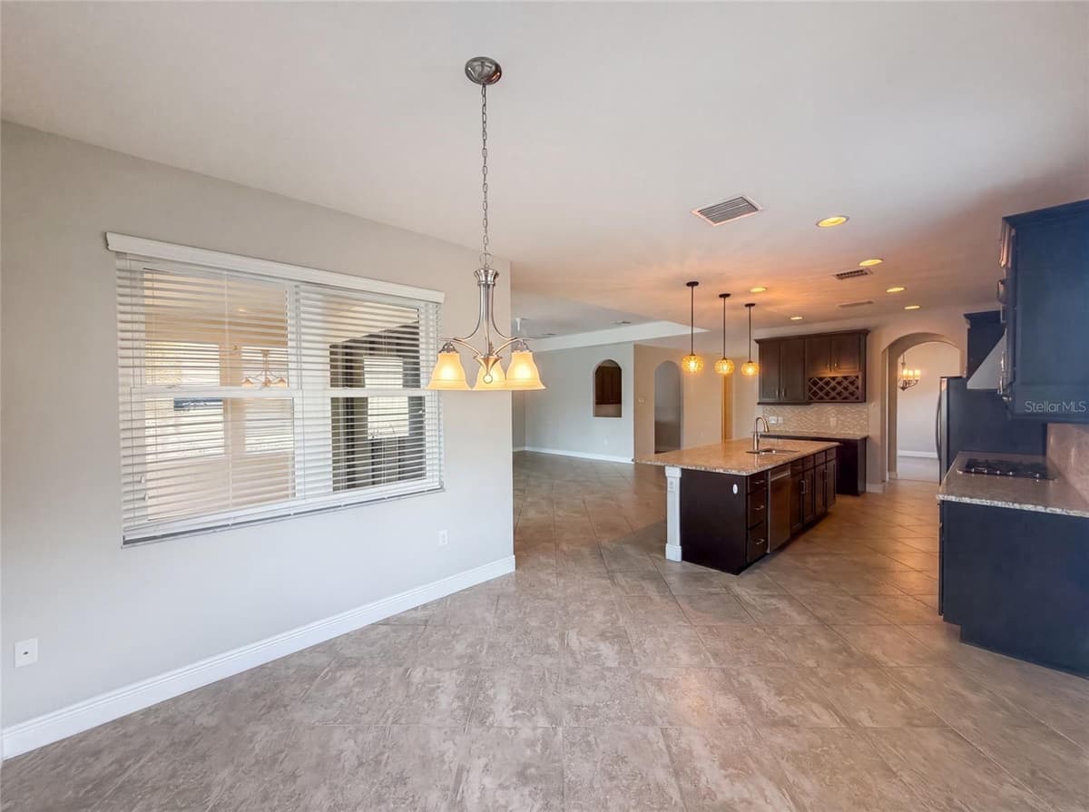 2575 GRAND LAKESIDE DRIVE — photo 6 of 43