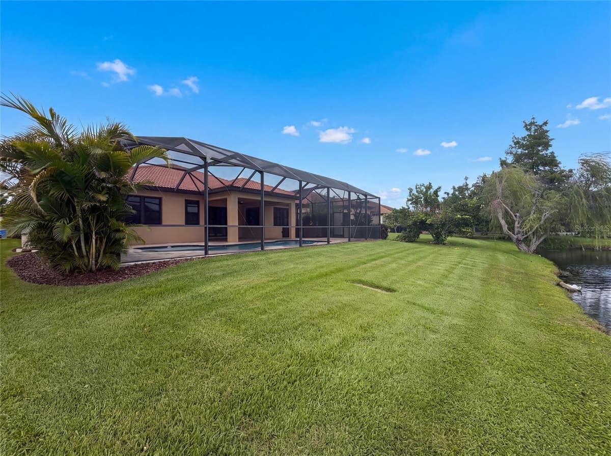 2575 GRAND LAKESIDE DRIVE — photo 5 of 43