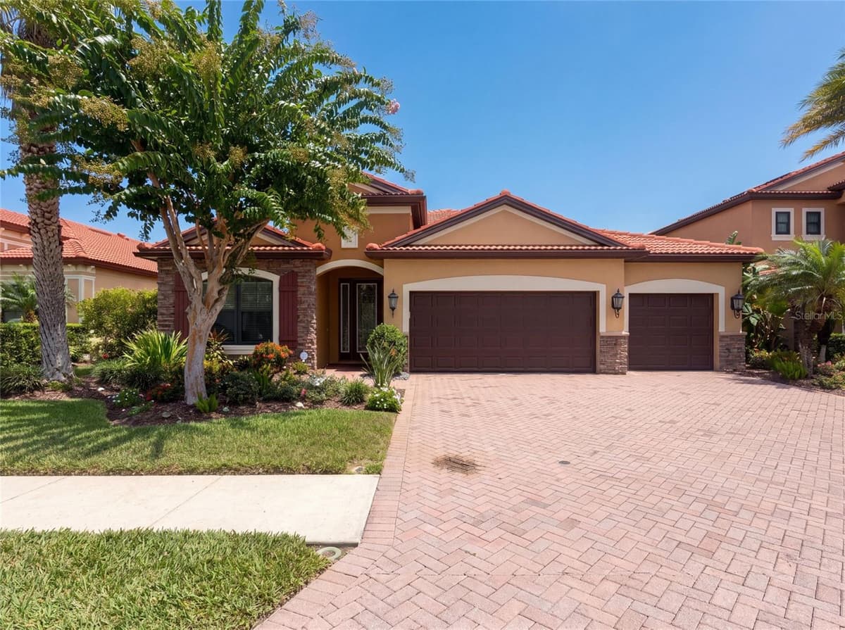 2575 GRAND LAKESIDE DRIVE — photo 1 of 43