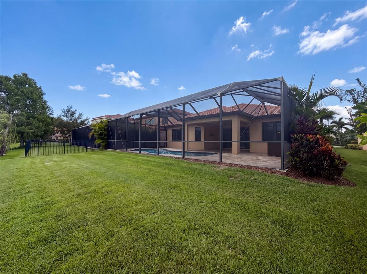 2575 GRAND LAKESIDE DRIVE — photo 42 of 43
