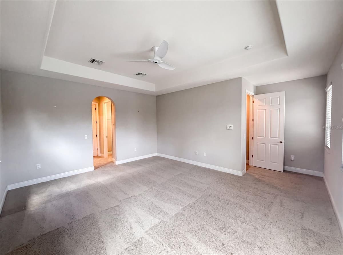 2575 GRAND LAKESIDE DRIVE — photo 4 of 43