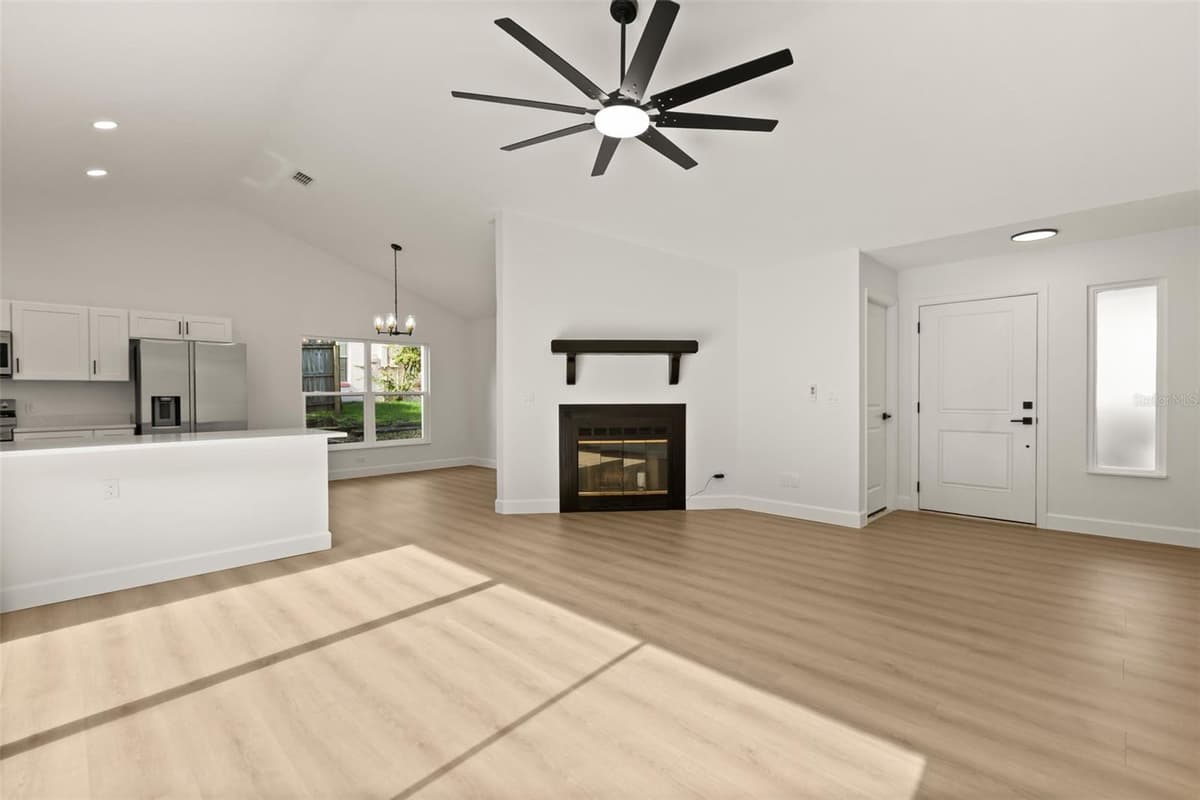 7336 BORDWINE DRIVE — photo 2 of 32