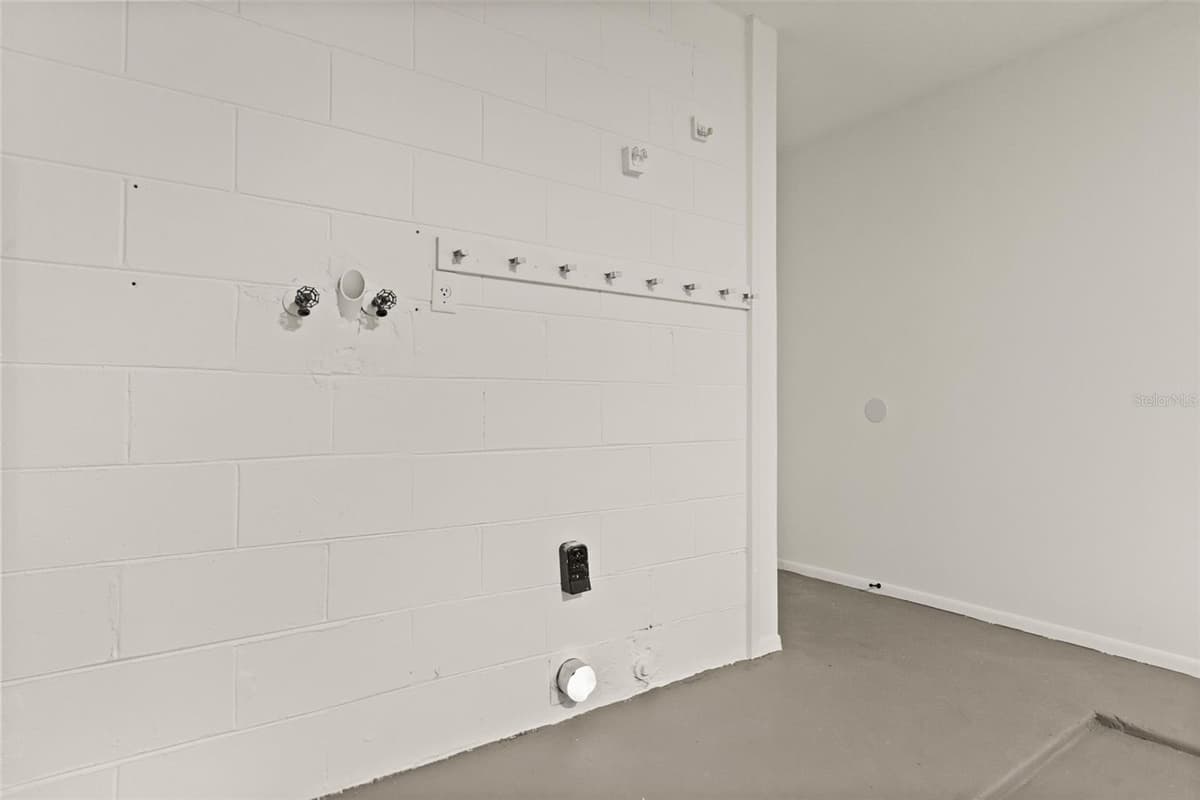 7336 BORDWINE DRIVE — photo 24 of 32