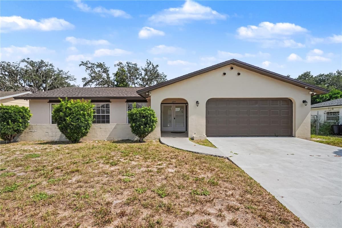 6203 TEBBETTS DRIVE — photo 2 of 20