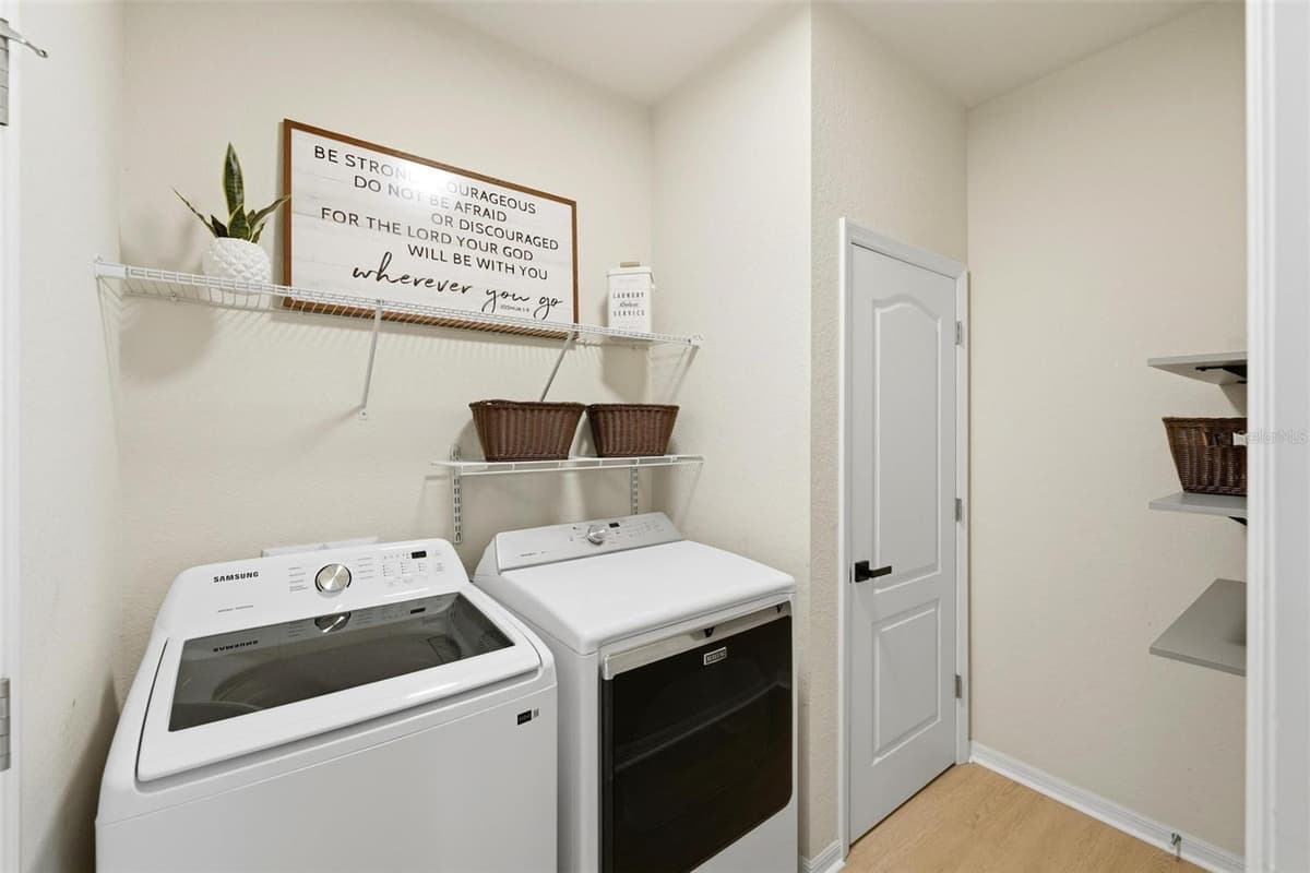11655 ANHINGA AVENUE — photo 28 of 48