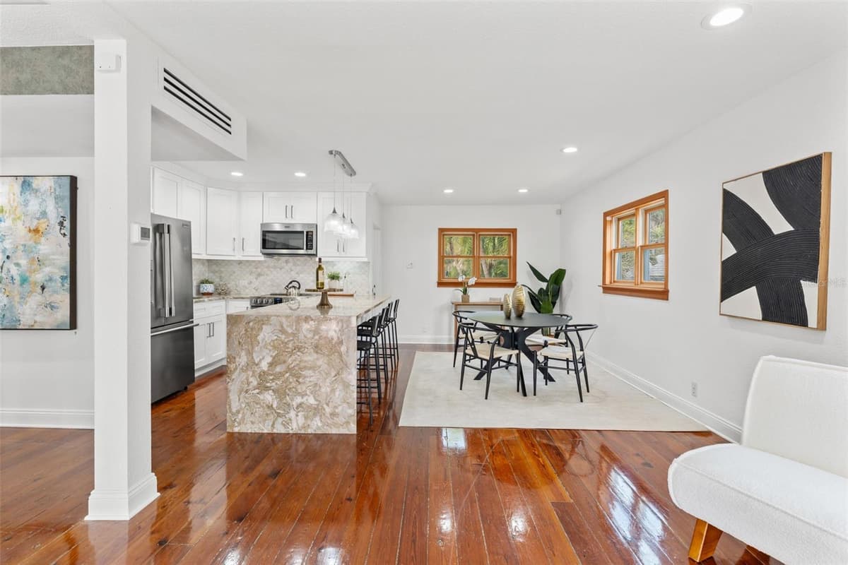 906 HENRY AVENUE — photo 12 of 96