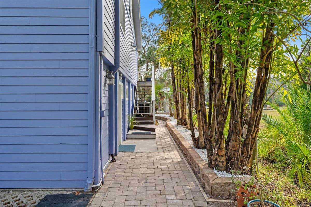 906 HENRY AVENUE — photo 95 of 96