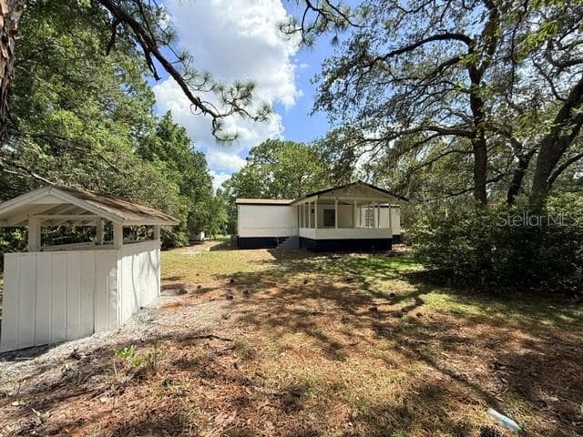 17044 ELDRIDGE AVENUE — photo 33 of 37