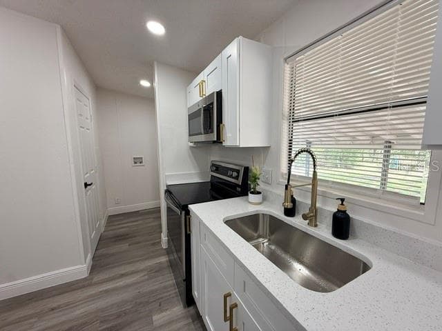 17044 ELDRIDGE AVENUE — photo 10 of 37