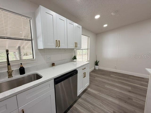 17044 ELDRIDGE AVENUE — photo 12 of 37