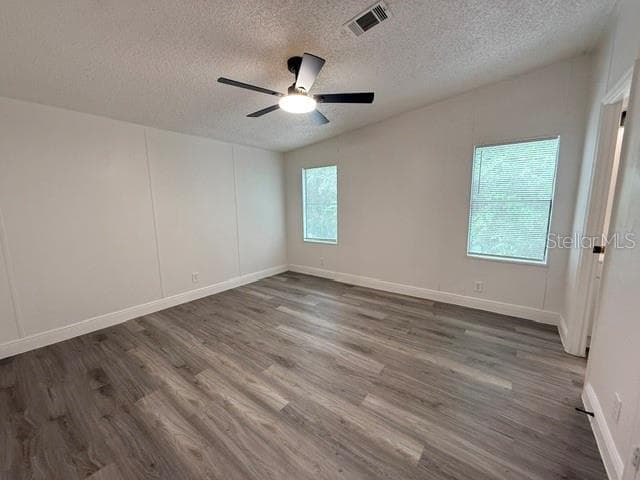 17044 ELDRIDGE AVENUE — photo 14 of 37