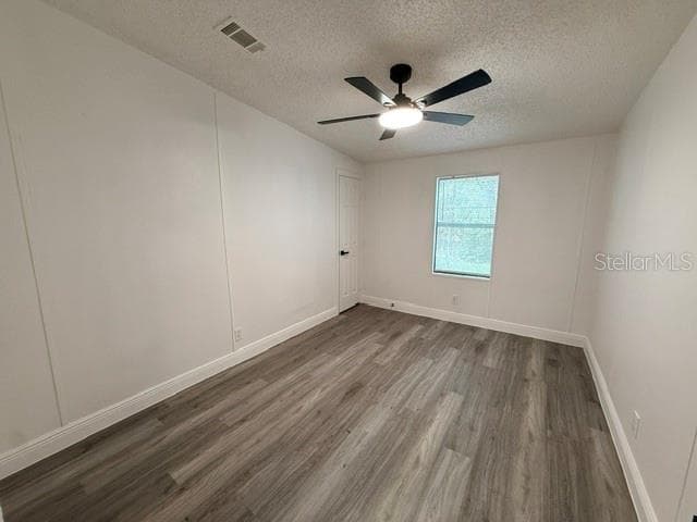 17044 ELDRIDGE AVENUE — photo 19 of 37