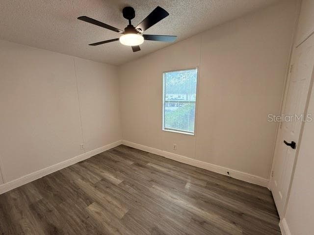 17044 ELDRIDGE AVENUE — photo 21 of 37