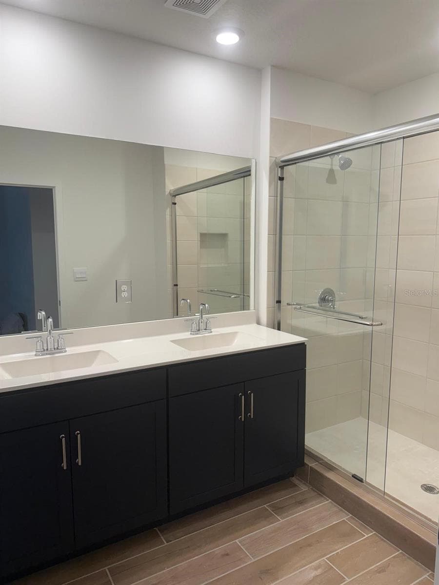 142 14TH TERRACE — photo 10 of 26