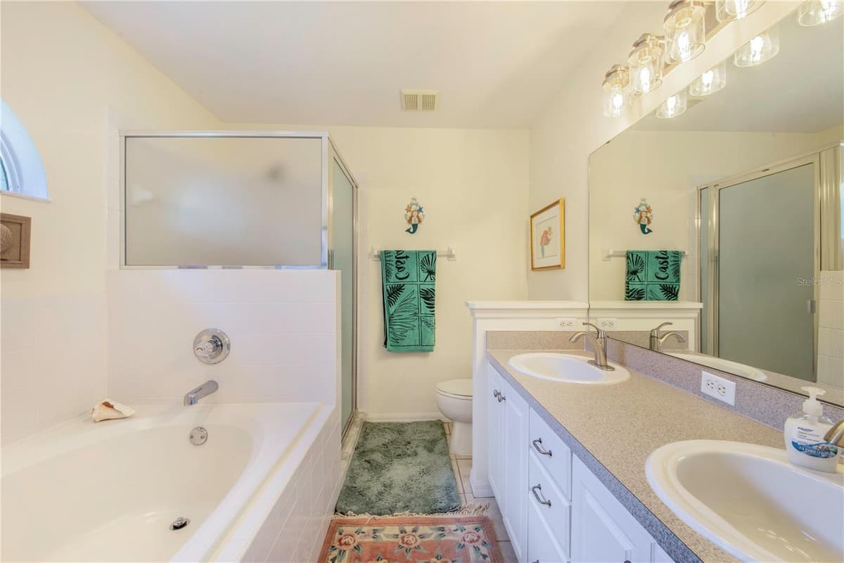 112 MONACO DRIVE — photo 17 of 46