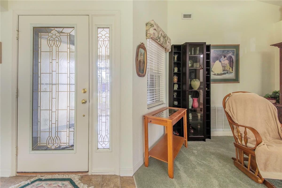 112 MONACO DRIVE — photo 4 of 46