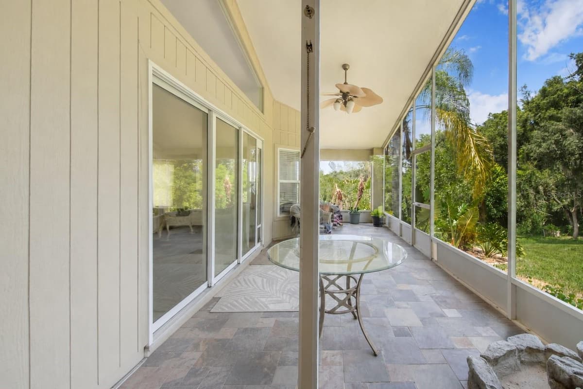 112 MONACO DRIVE — photo 24 of 46