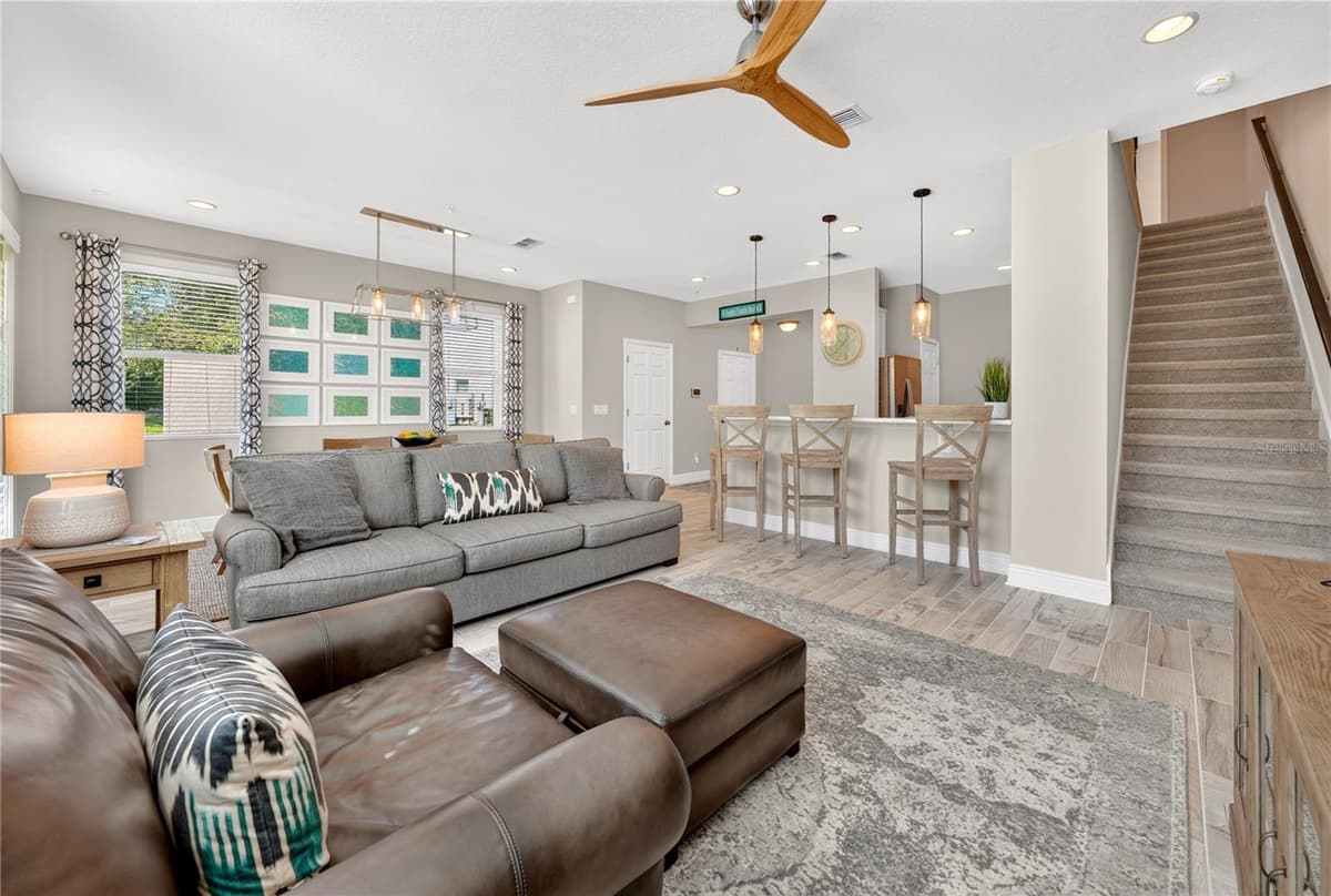15190 SUNRISE GROVE CT — photo 9 of 61