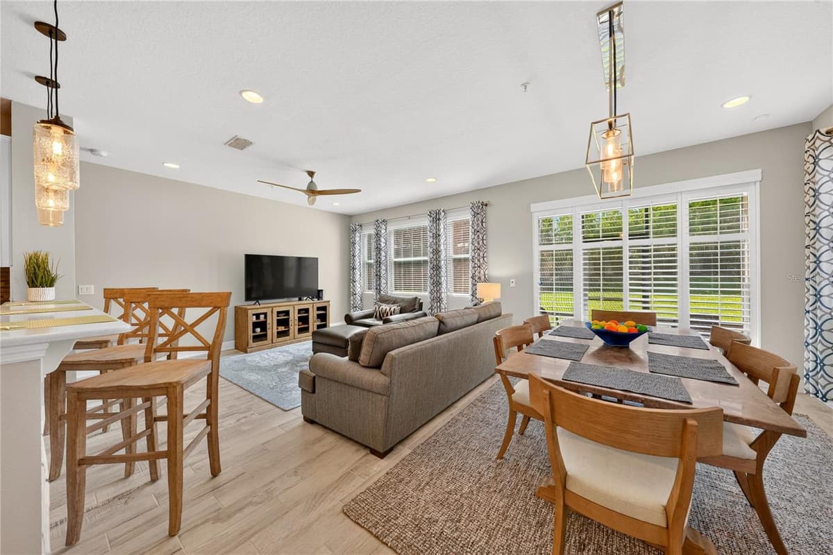 15190 SUNRISE GROVE CT — photo 5 of 61