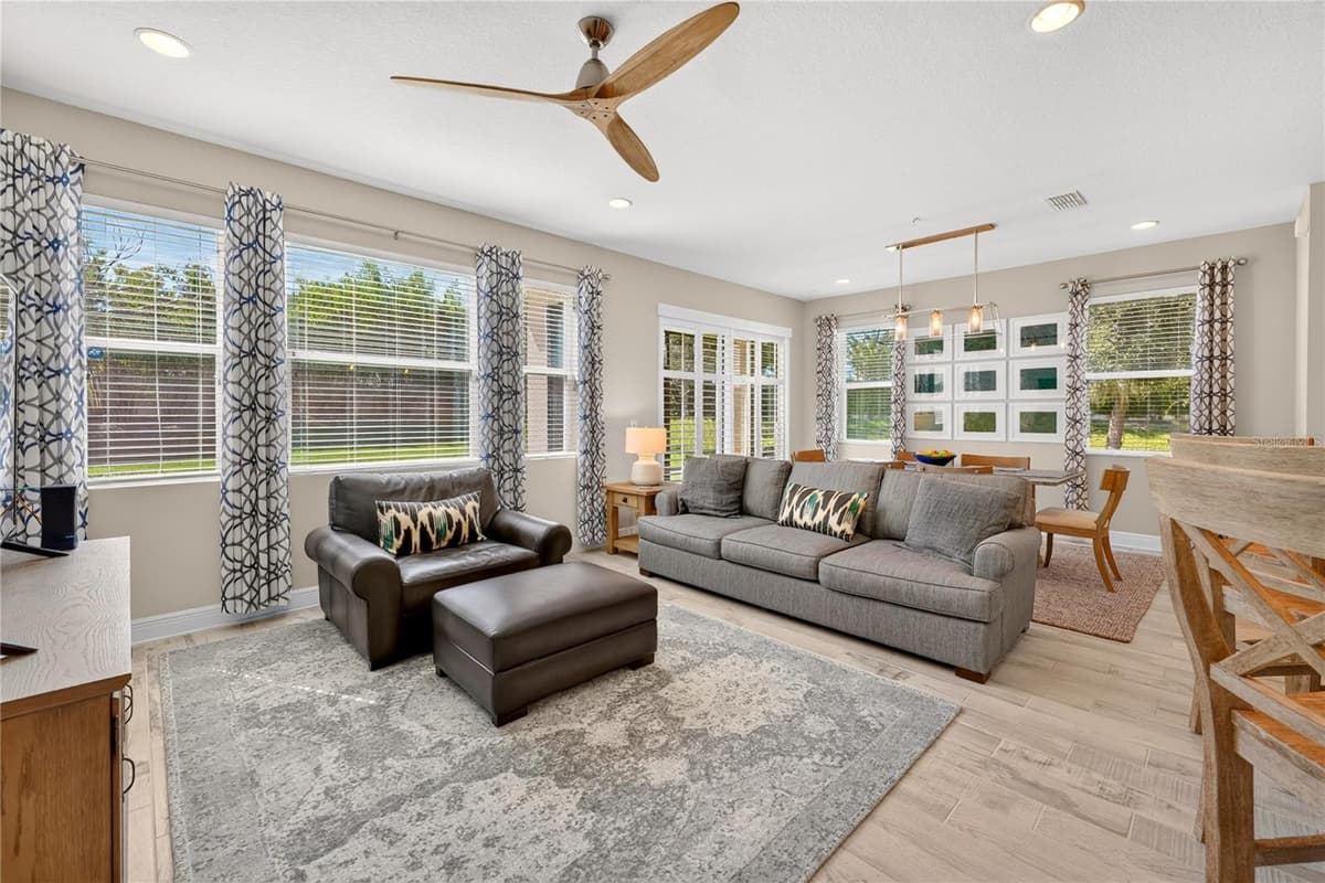 15190 SUNRISE GROVE CT — photo 8 of 61