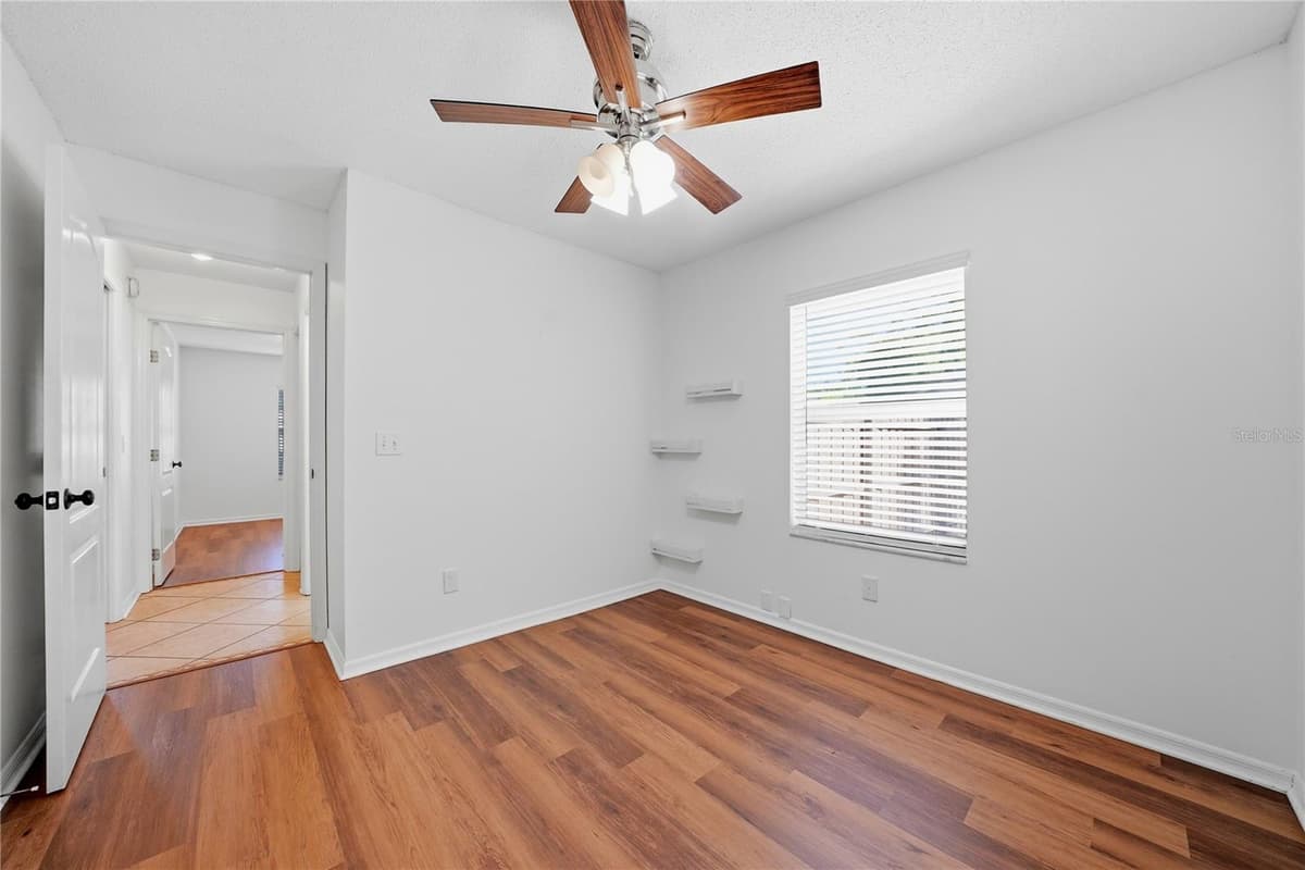 3828 HOLLOW OAK PLACE — photo 17 of 34