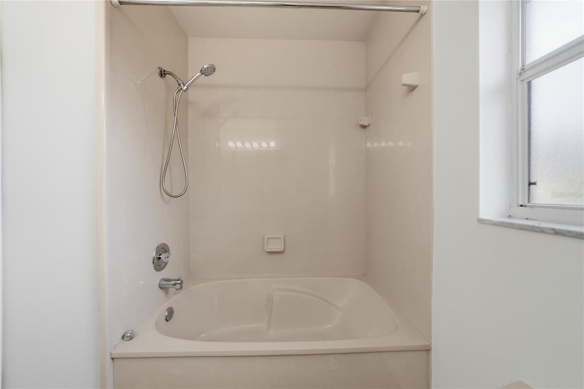 3828 HOLLOW OAK PLACE — photo 19 of 34