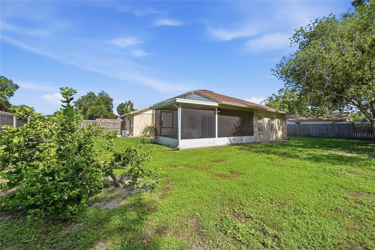 3828 HOLLOW OAK PLACE — photo 9 of 34