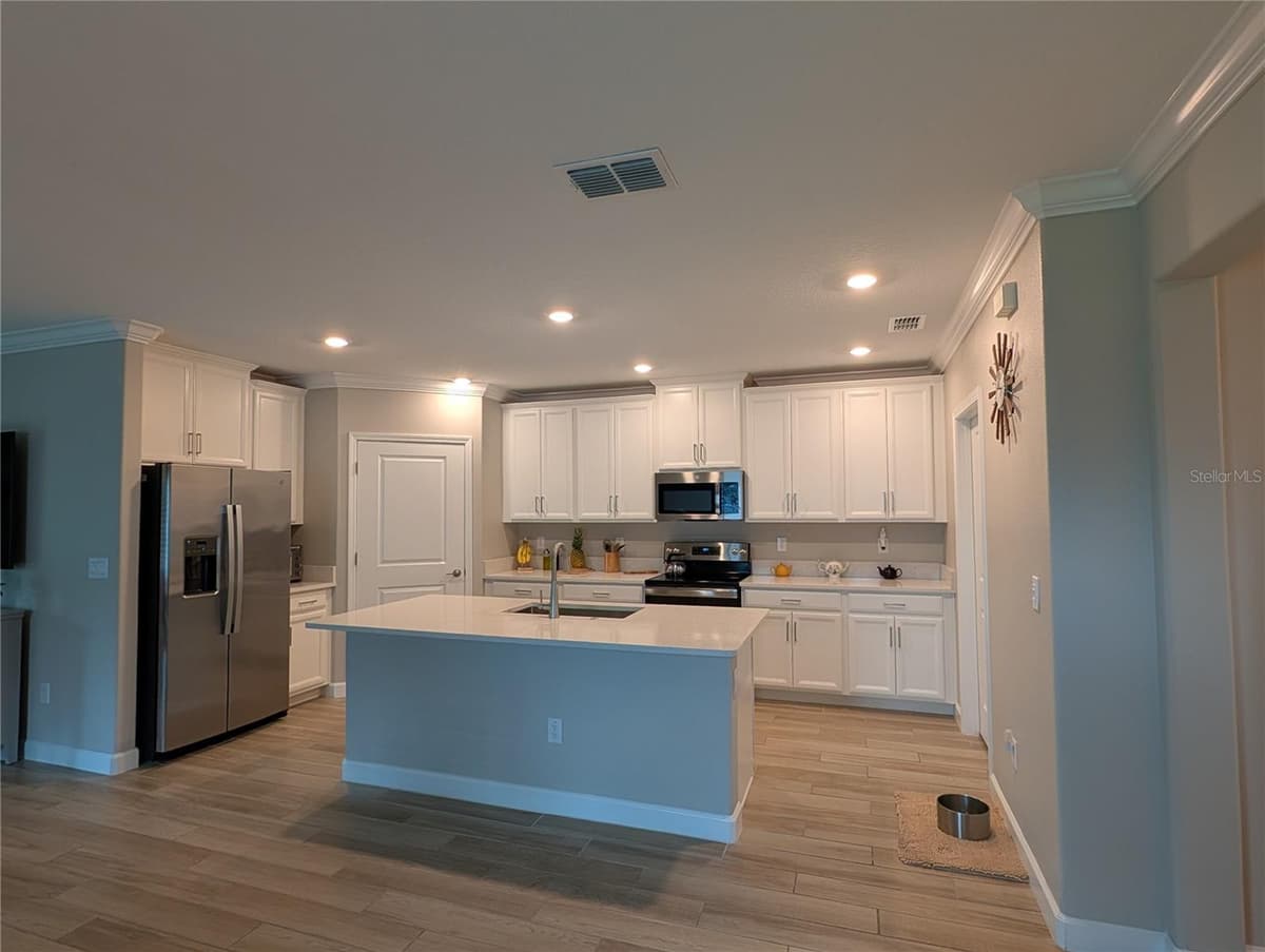 16711 SHELL BAY DRIVE — photo 5 of 26