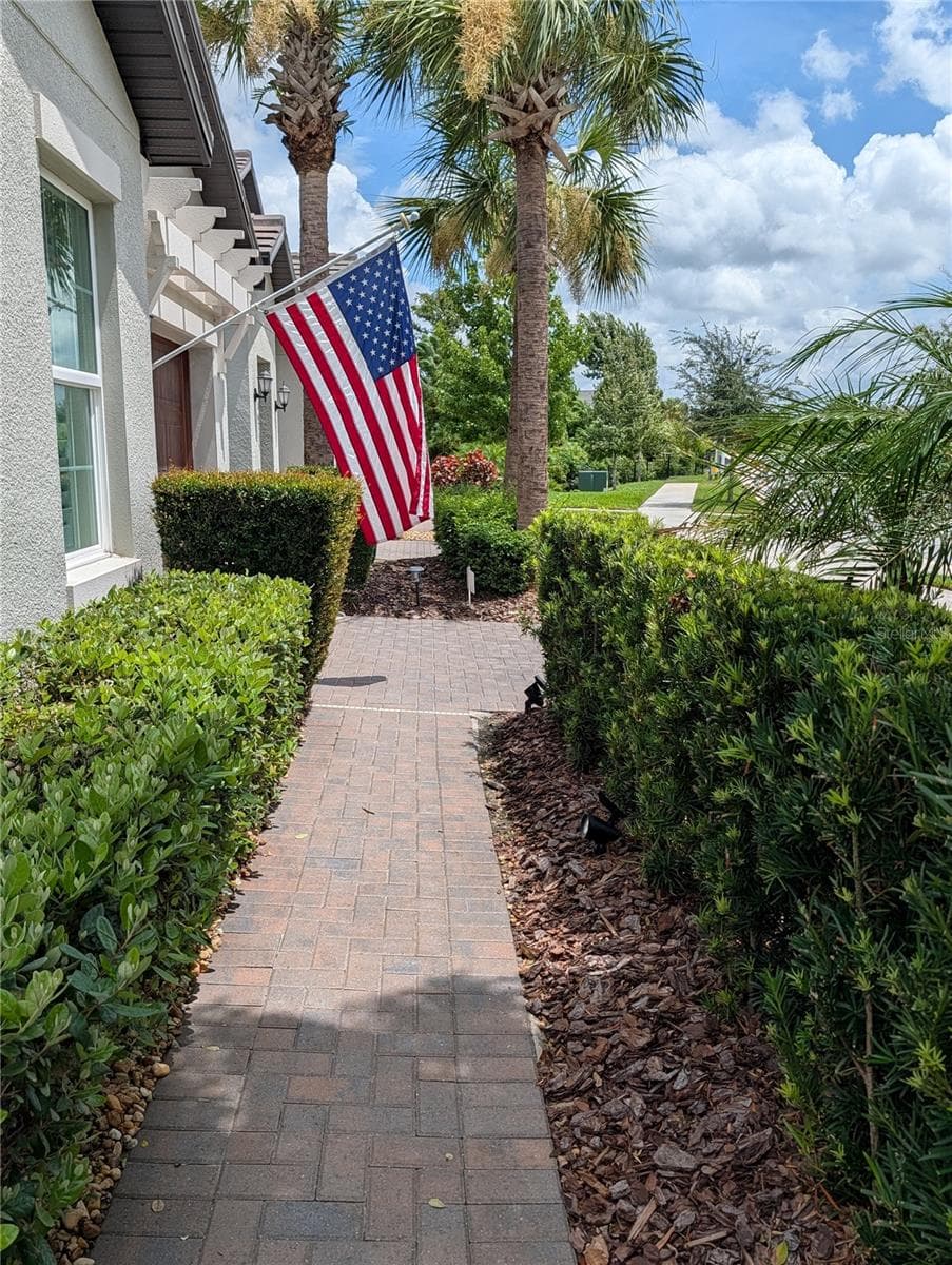 16711 SHELL BAY DRIVE — photo 2 of 26