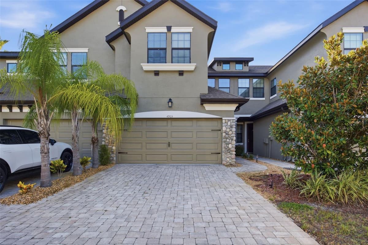 4905 WANDERING WAY — photo 4 of 58