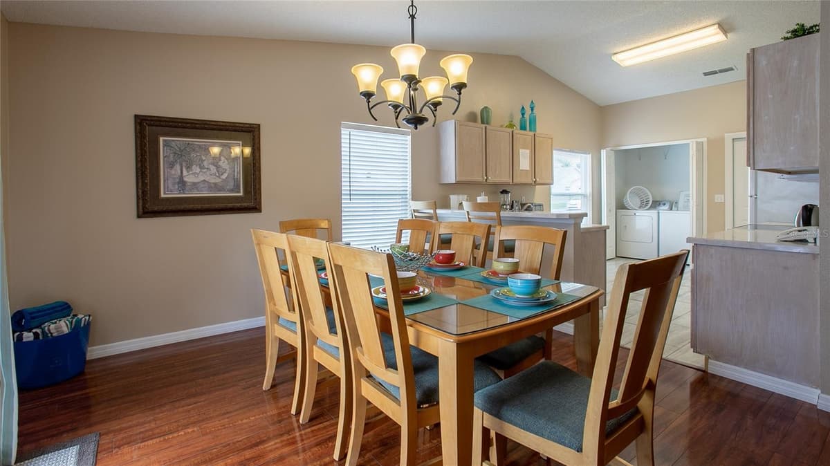 7802 LAUREL OAK LANE — photo 11 of 25