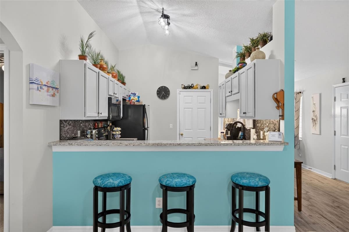 1390 WILLOW CREST DRIVE — photo 11 of 41
