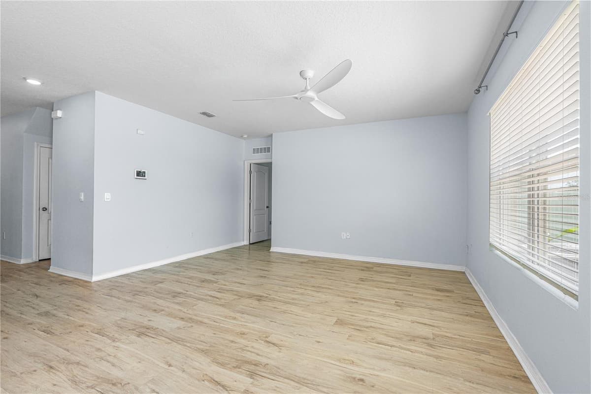 2731 FIELDBROOKE WAY — photo 10 of 53