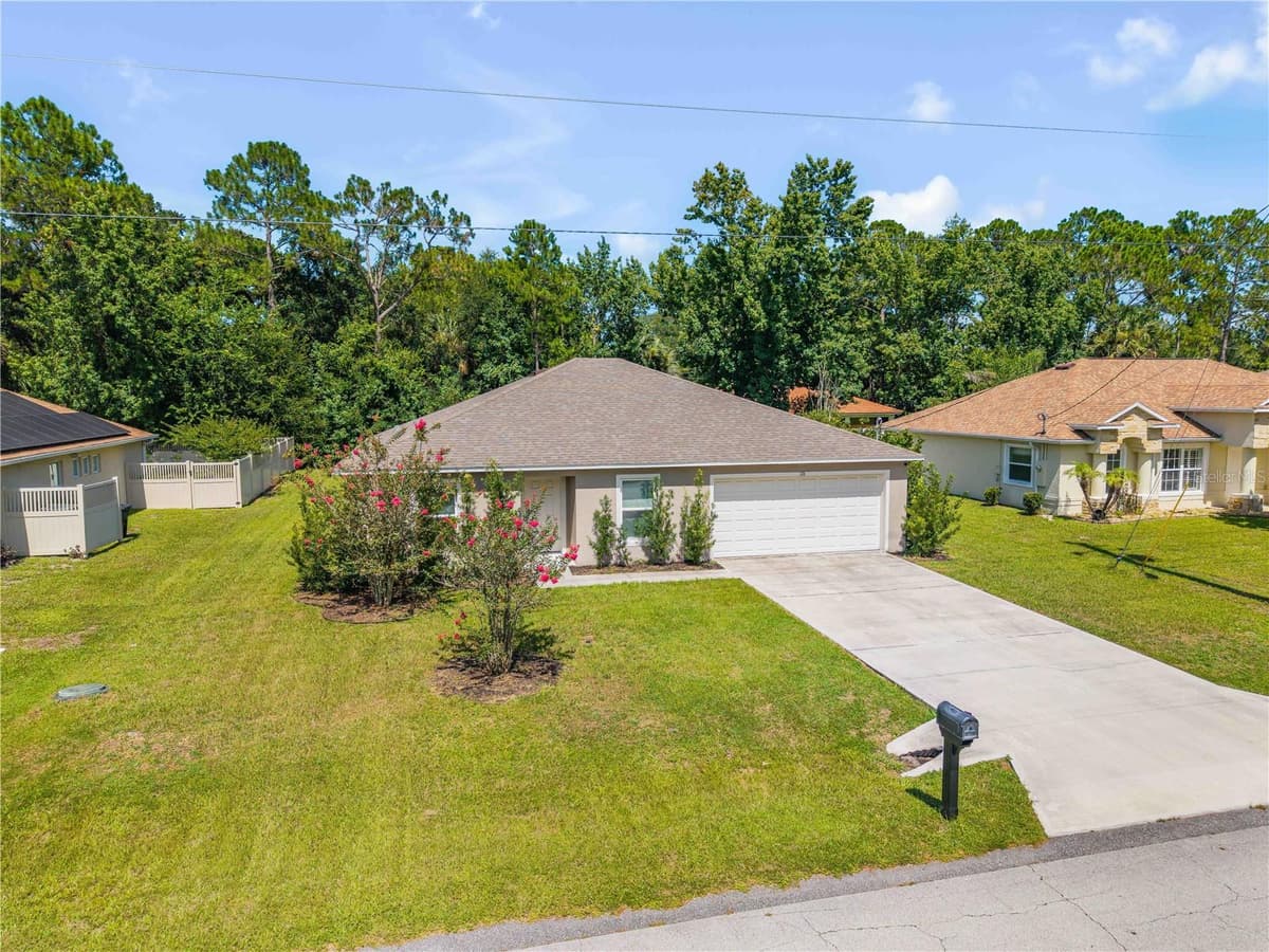176 PINE GROVE DRIVE — photo 3 of 40