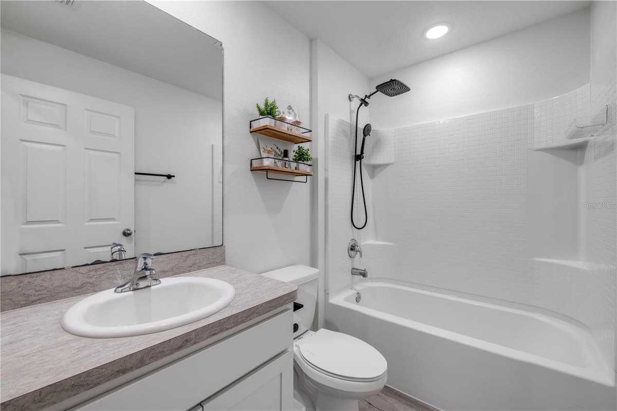 176 PINE GROVE DRIVE — photo 21 of 40