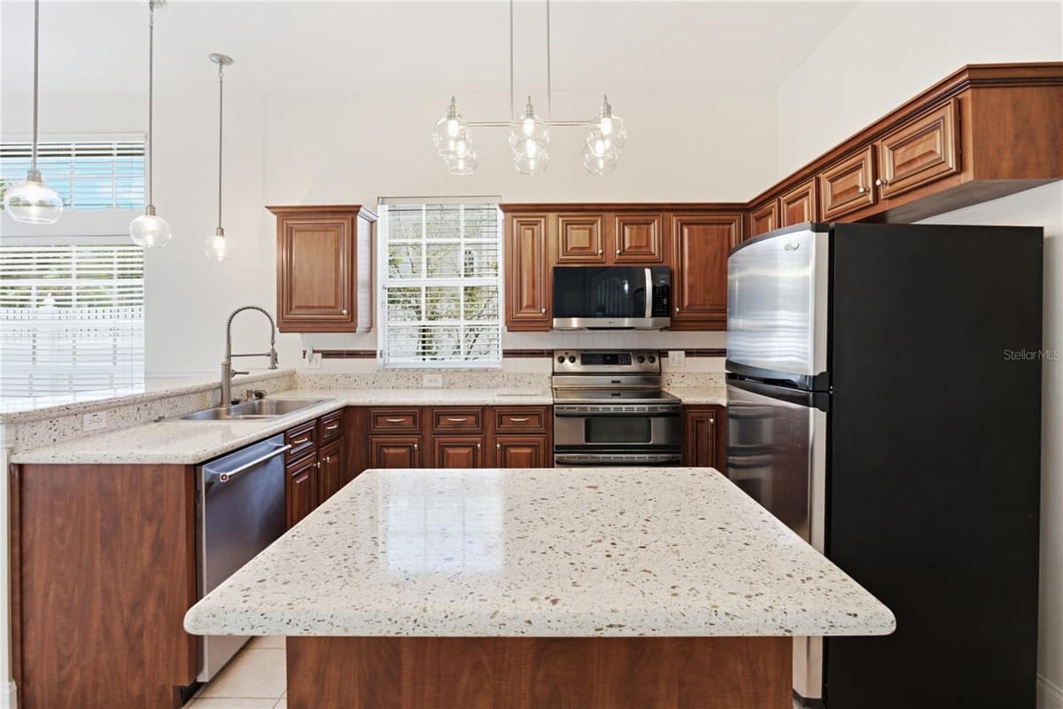 1307 HAMPSTEAD TERRACE — photo 8 of 58