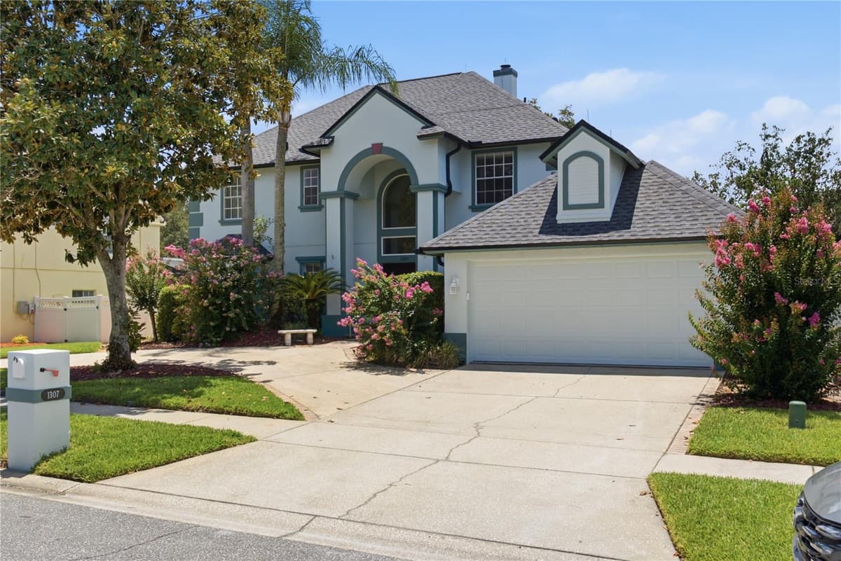 1307 HAMPSTEAD TERRACE — photo 1 of 58