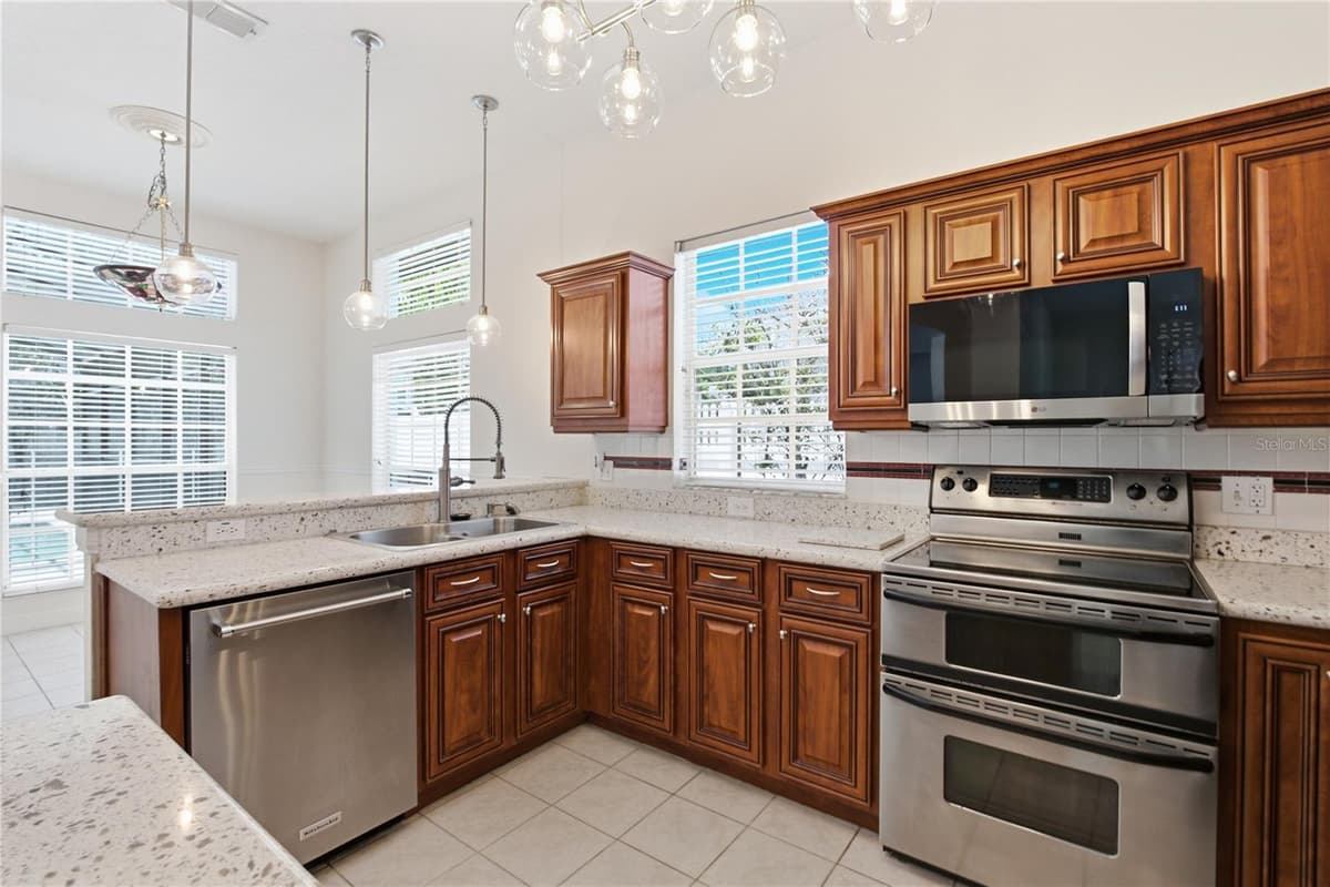 1307 HAMPSTEAD TERRACE — photo 10 of 58