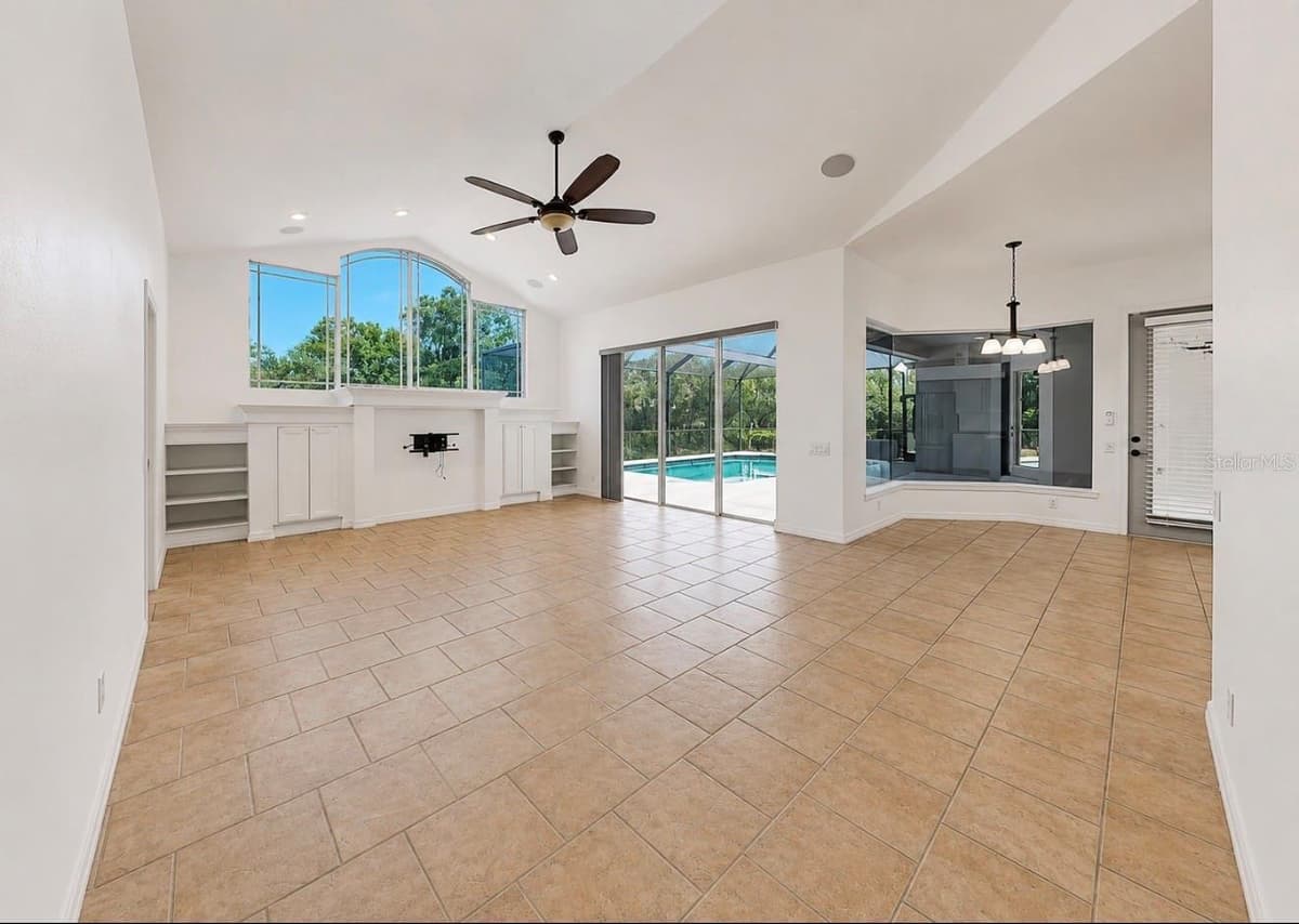 6105 AUDUBON MANOR BOULEVARD — photo 28 of 83