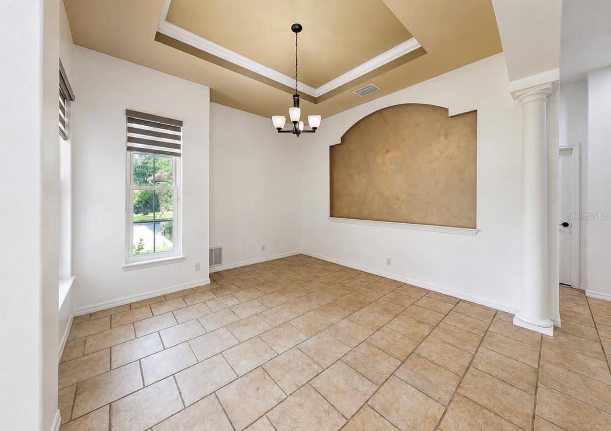 6105 AUDUBON MANOR BOULEVARD — photo 6 of 83