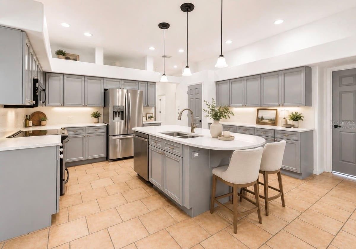 6105 AUDUBON MANOR BOULEVARD — photo 14 of 83