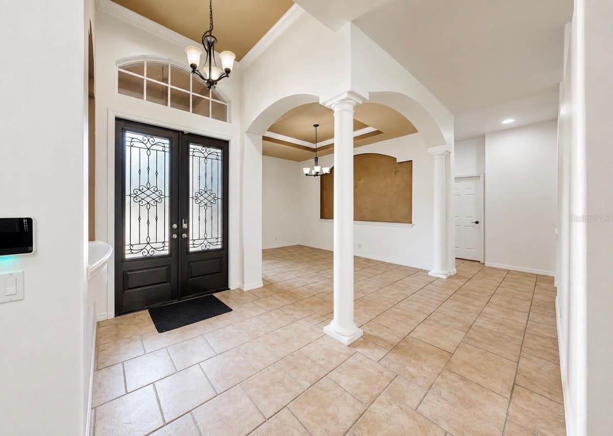 6105 AUDUBON MANOR BOULEVARD — photo 5 of 83