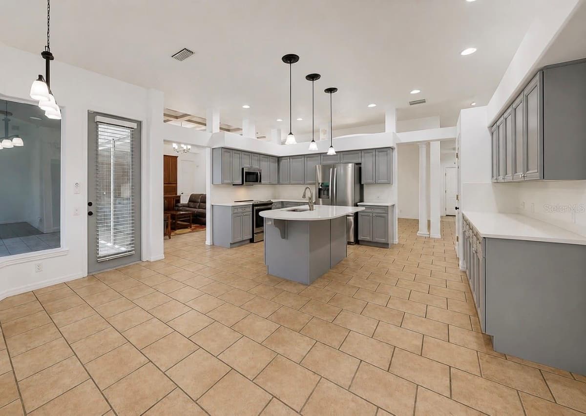 6105 AUDUBON MANOR BOULEVARD — photo 24 of 83