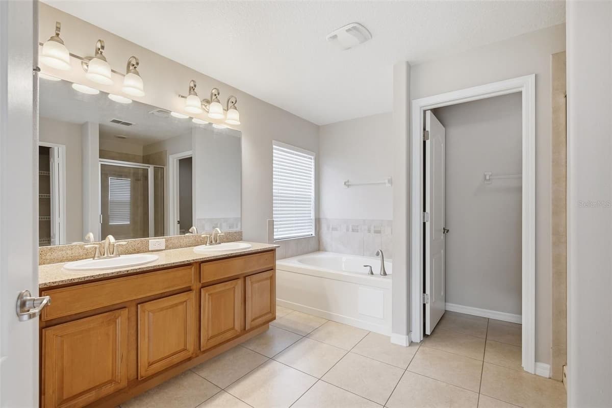 18318 HOLLAND HOUSE LOOP — photo 41 of 53