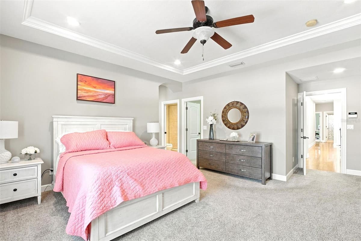 2557 PLATT STREET — photo 17 of 32