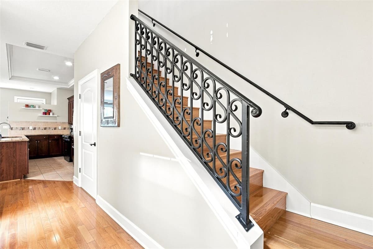 2557 PLATT STREET — photo 14 of 32